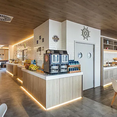 Hotell Ibis Styles Centro Liberdade Ne 3*