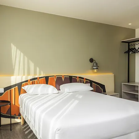 Ibis Styles Centro Liberdade Ne Hotel 3*